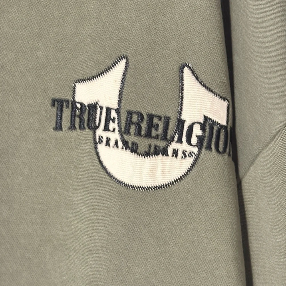 True‎ Religion Sweatshirt Green  Quarter Zip in Size XL  NWT